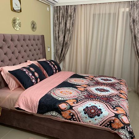Sea&Center Lux Apartment Бар Екстериор снимка