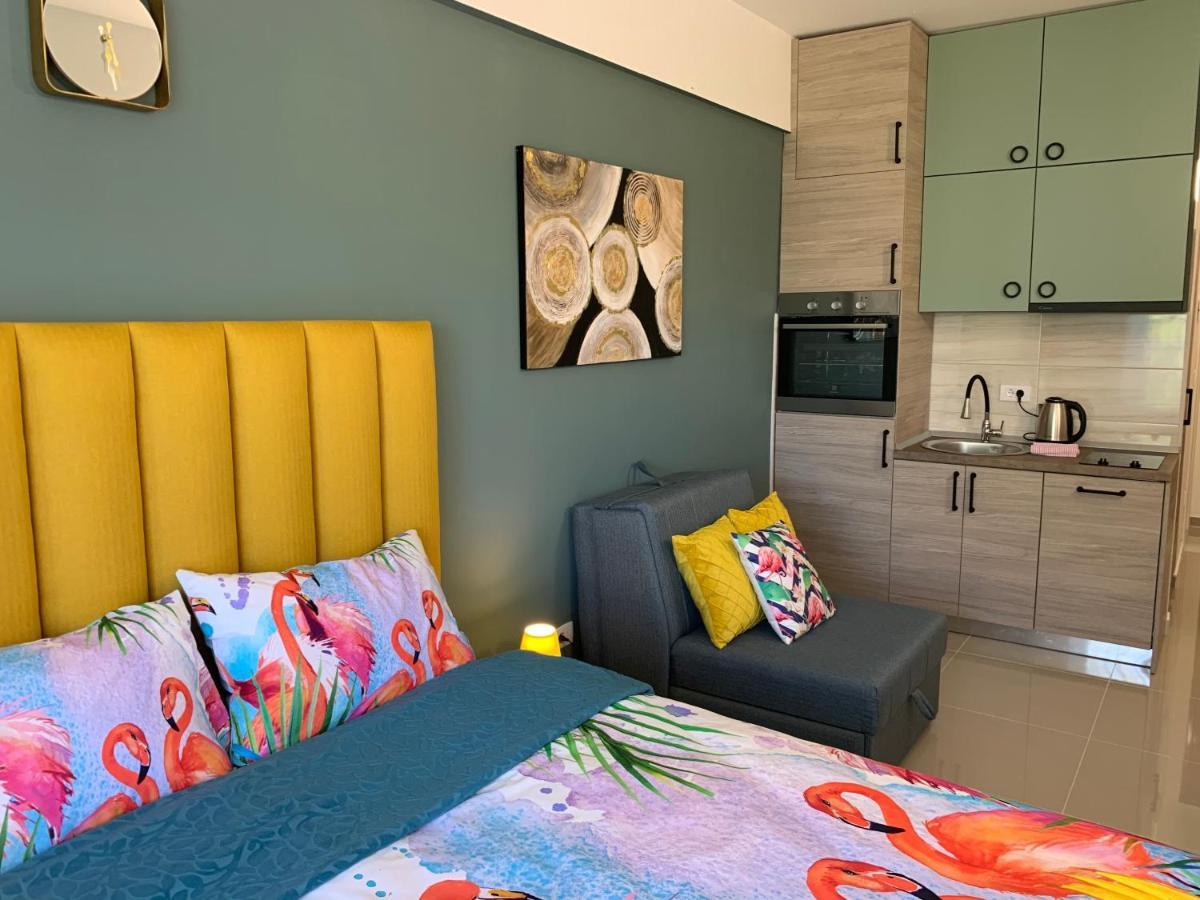 Sea&Center Lux Apartment Бар Екстериор снимка