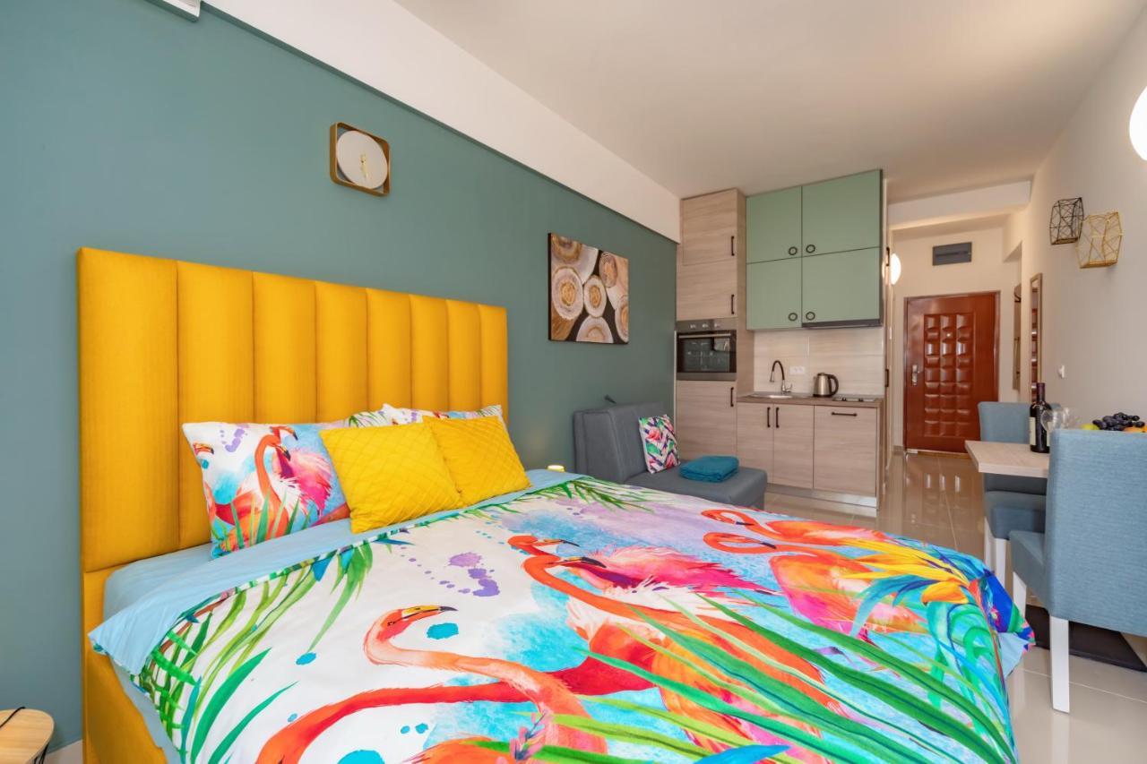 Sea&Center Lux Apartment Бар Екстериор снимка