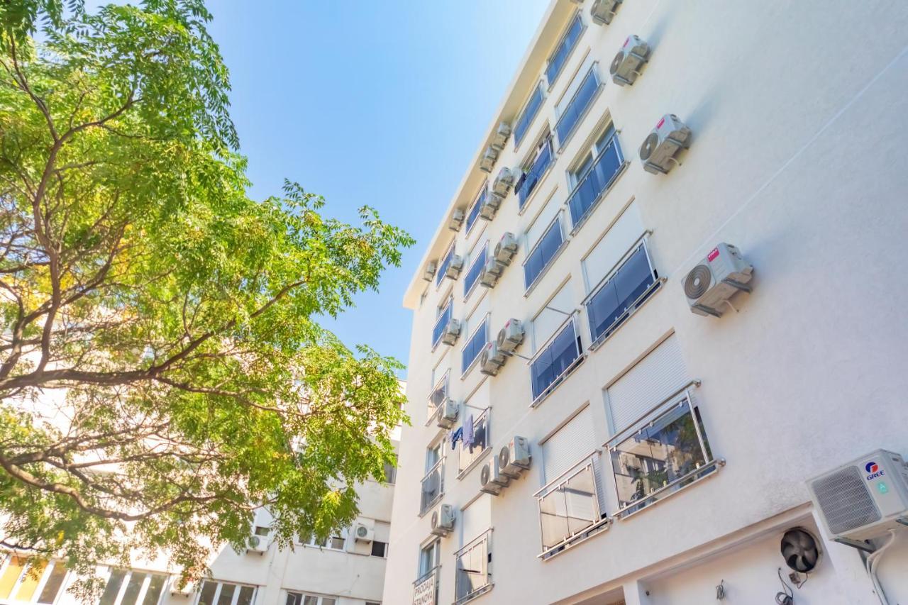Sea&Center Lux Apartment Бар Екстериор снимка