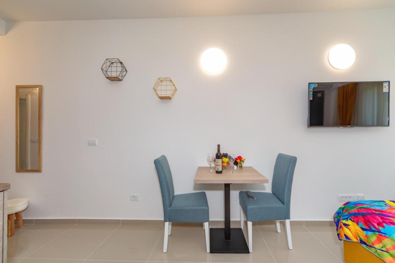Sea&Center Lux Apartment Бар Екстериор снимка