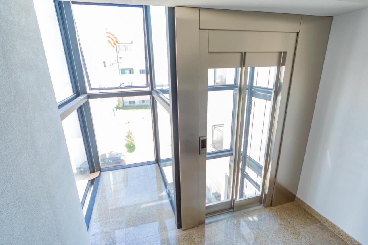 Sea&Center Lux Apartment Бар Екстериор снимка