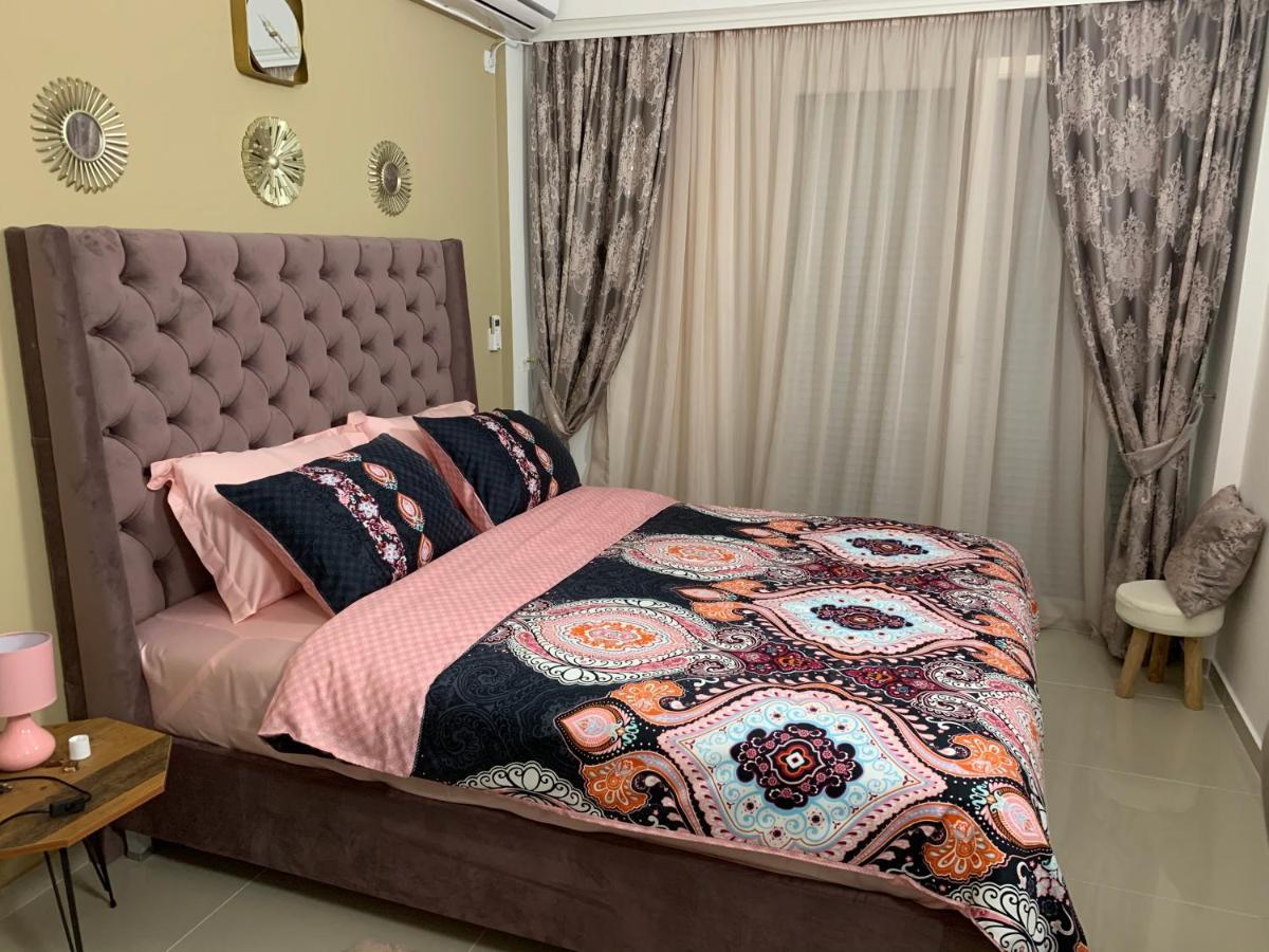 Sea&Center Lux Apartment Бар Екстериор снимка